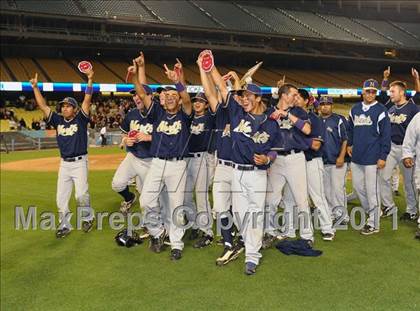 Thumbnail 2 in JW North vs. Esperanza (CIF SS D1 Final) photogallery.