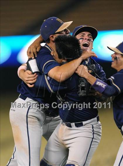 Thumbnail 3 in JW North vs. Esperanza (CIF SS D1 Final) photogallery.
