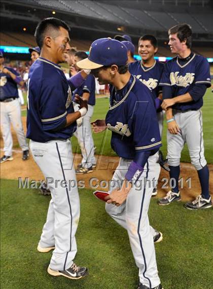Thumbnail 3 in JW North vs. Esperanza (CIF SS D1 Final) photogallery.