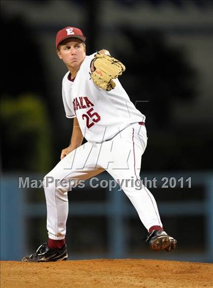 Thumbnail 2 in JW North vs. Esperanza (CIF SS D1 Final) photogallery.