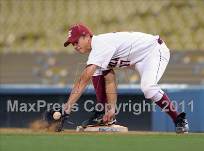 Thumbnail 2 in JW North vs. Esperanza (CIF SS D1 Final) photogallery.