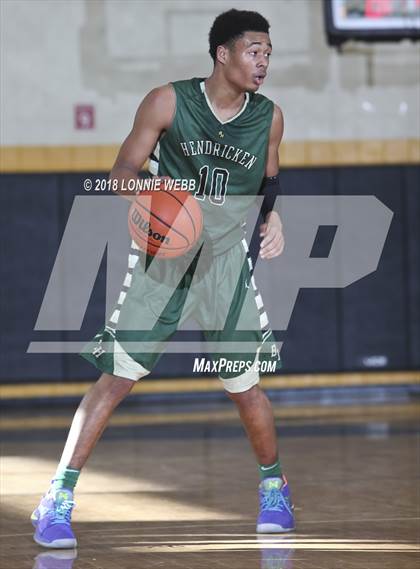 Thumbnail 1 in Mount Vernon vs Bishop Hendricken (New York Challenge) photogallery.