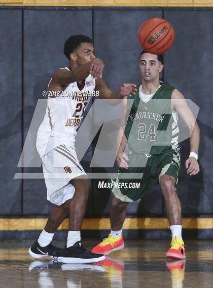 Thumbnail 3 in Mount Vernon vs Bishop Hendricken (New York Challenge) photogallery.
