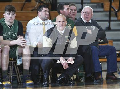 Thumbnail 2 in Mount Vernon vs Bishop Hendricken (New York Challenge) photogallery.