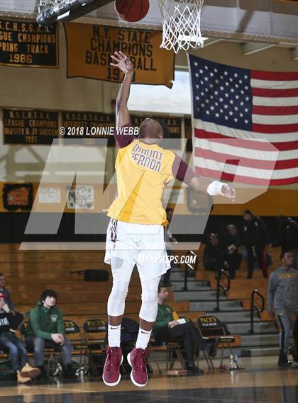Thumbnail 1 in Mount Vernon vs Bishop Hendricken (New York Challenge) photogallery.