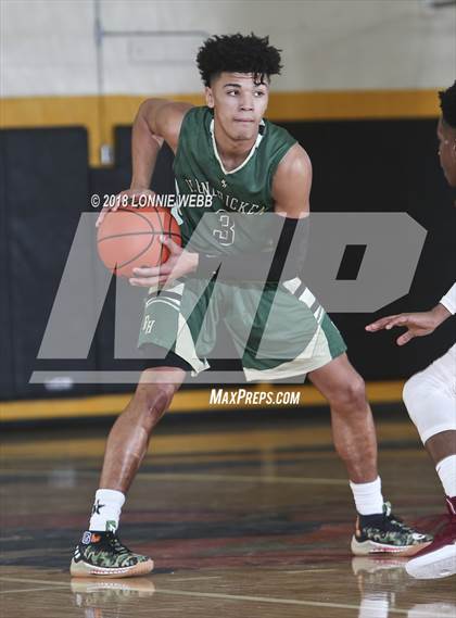 Thumbnail 1 in Mount Vernon vs Bishop Hendricken (New York Challenge) photogallery.