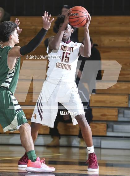 Thumbnail 1 in Mount Vernon vs Bishop Hendricken (New York Challenge) photogallery.