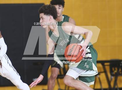 Thumbnail 3 in Mount Vernon vs Bishop Hendricken (New York Challenge) photogallery.