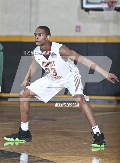 Thumbnail 1 in Mount Vernon vs Bishop Hendricken (New York Challenge) photogallery.