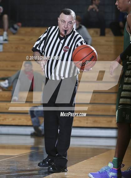 Thumbnail 1 in Mount Vernon vs Bishop Hendricken (New York Challenge) photogallery.