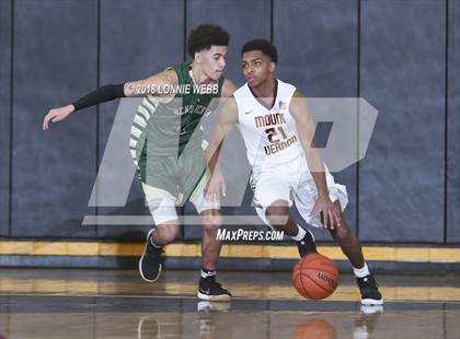 Thumbnail 1 in Mount Vernon vs Bishop Hendricken (New York Challenge) photogallery.