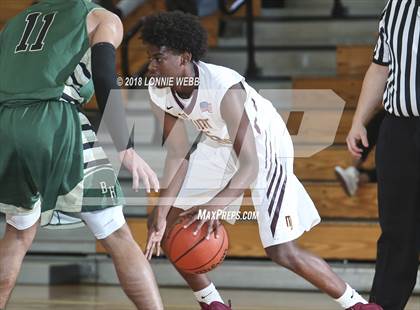 Thumbnail 1 in Mount Vernon vs Bishop Hendricken (New York Challenge) photogallery.
