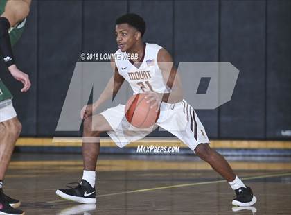 Thumbnail 2 in Mount Vernon vs Bishop Hendricken (New York Challenge) photogallery.