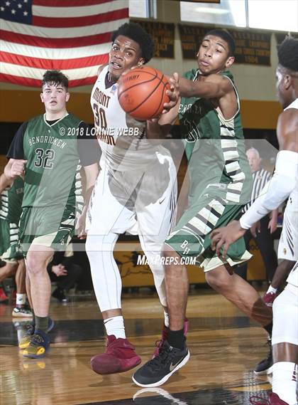 Thumbnail 1 in Mount Vernon vs Bishop Hendricken (New York Challenge) photogallery.