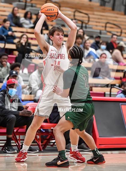 Thumbnail 1 in Long Beach Poly @ Mater Dei (CIF SS DIV 1 Playoff) photogallery.