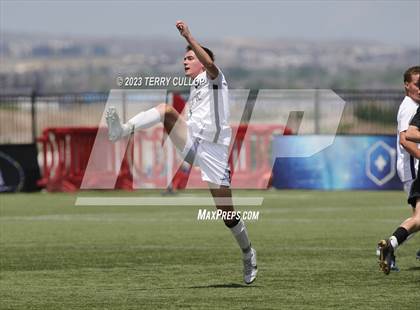 Thumbnail 2 in Syracuse vs. Lone Peak (UHSAA 6A Semifinal) photogallery.