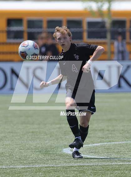 Thumbnail 2 in Syracuse vs. Lone Peak (UHSAA 6A Semifinal) photogallery.