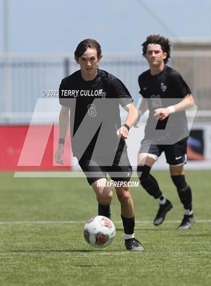 Thumbnail 3 in Syracuse vs. Lone Peak (UHSAA 6A Semifinal) photogallery.