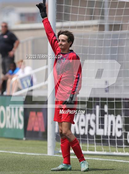 Thumbnail 3 in Syracuse vs. Lone Peak (UHSAA 6A Semifinal) photogallery.