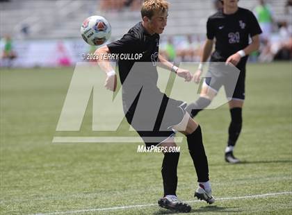 Thumbnail 1 in Syracuse vs. Lone Peak (UHSAA 6A Semifinal) photogallery.