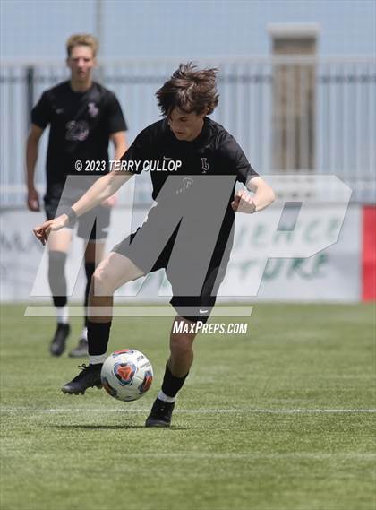 Thumbnail 2 in Syracuse vs. Lone Peak (UHSAA 6A Semifinal) photogallery.