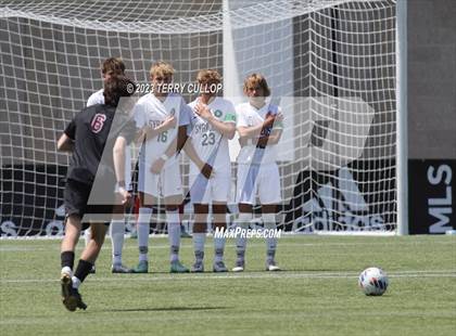 Thumbnail 2 in Syracuse vs. Lone Peak (UHSAA 6A Semifinal) photogallery.