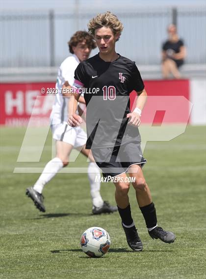 Thumbnail 3 in Syracuse vs. Lone Peak (UHSAA 6A Semifinal) photogallery.