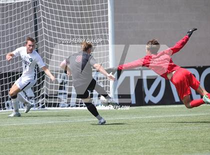 Thumbnail 2 in Syracuse vs. Lone Peak (UHSAA 6A Semifinal) photogallery.
