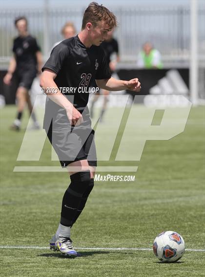 Thumbnail 2 in Syracuse vs. Lone Peak (UHSAA 6A Semifinal) photogallery.