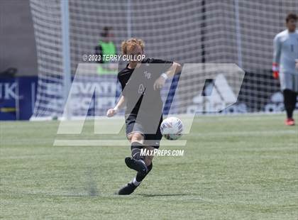 Thumbnail 1 in Syracuse vs. Lone Peak (UHSAA 6A Semifinal) photogallery.