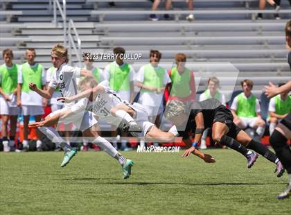 Thumbnail 2 in Syracuse vs. Lone Peak (UHSAA 6A Semifinal) photogallery.