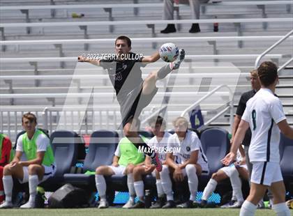 Thumbnail 3 in Syracuse vs. Lone Peak (UHSAA 6A Semifinal) photogallery.
