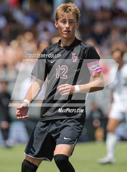 Thumbnail 3 in Syracuse vs. Lone Peak (UHSAA 6A Semifinal) photogallery.