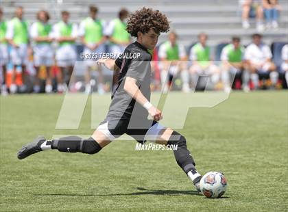 Thumbnail 3 in Syracuse vs. Lone Peak (UHSAA 6A Semifinal) photogallery.