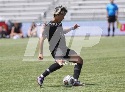 Thumbnail 2 in Syracuse vs. Lone Peak (UHSAA 6A Semifinal) photogallery.