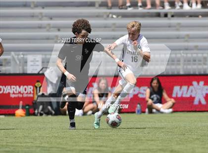 Thumbnail 2 in Syracuse vs. Lone Peak (UHSAA 6A Semifinal) photogallery.