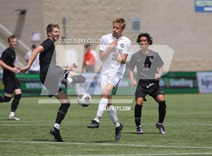 Thumbnail 2 in Syracuse vs. Lone Peak (UHSAA 6A Semifinal) photogallery.