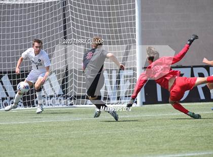 Thumbnail 1 in Syracuse vs. Lone Peak (UHSAA 6A Semifinal) photogallery.