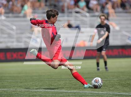 Thumbnail 2 in Syracuse vs. Lone Peak (UHSAA 6A Semifinal) photogallery.