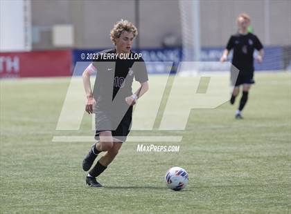 Thumbnail 1 in Syracuse vs. Lone Peak (UHSAA 6A Semifinal) photogallery.