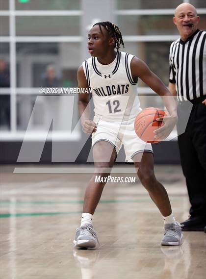 Thumbnail 3 in Ford @ Paris (UIL 4A D1 Bi-District Basketball Playoff) photogallery.