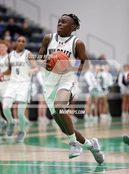 Thumbnail 1 in Ford @ Paris (UIL 4A D1 Bi-District Basketball Playoff) photogallery.