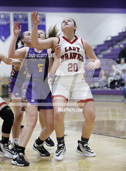Thumbnail 3 in McClain vs Logan Elm (OHSAA D2 Sectional Playoff) photogallery.