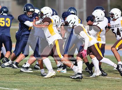 Thumbnail 3 in Golden West @ Arroyo Grande photogallery.