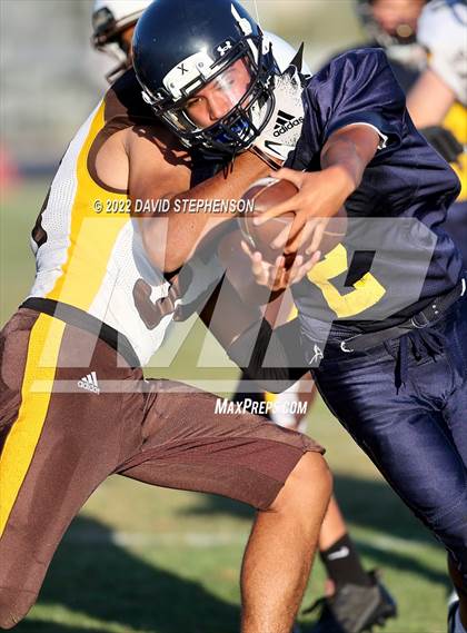 Thumbnail 3 in Golden West @ Arroyo Grande photogallery.