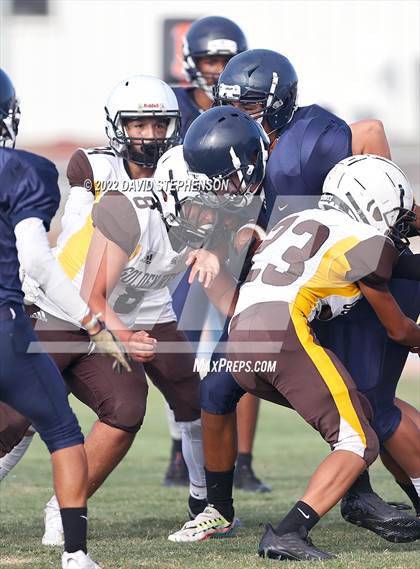 Thumbnail 3 in Golden West @ Arroyo Grande photogallery.