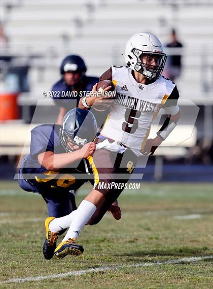 Thumbnail 3 in Golden West @ Arroyo Grande photogallery.
