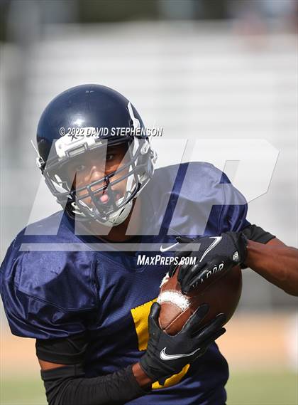 Thumbnail 2 in Golden West @ Arroyo Grande photogallery.