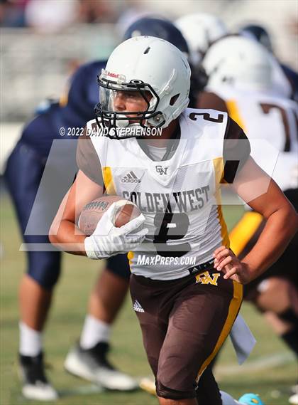 Thumbnail 2 in Golden West @ Arroyo Grande photogallery.