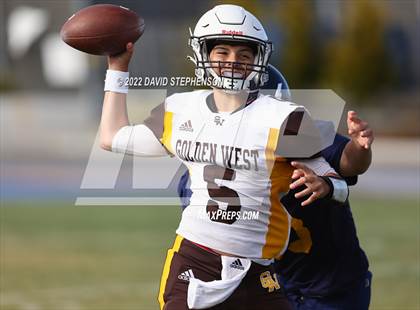 Thumbnail 3 in Golden West @ Arroyo Grande photogallery.